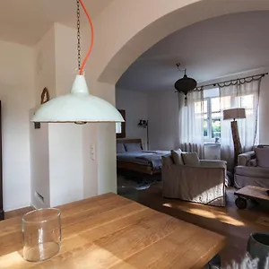 Apartment Moderne Traditionelle Mit Bergblick In